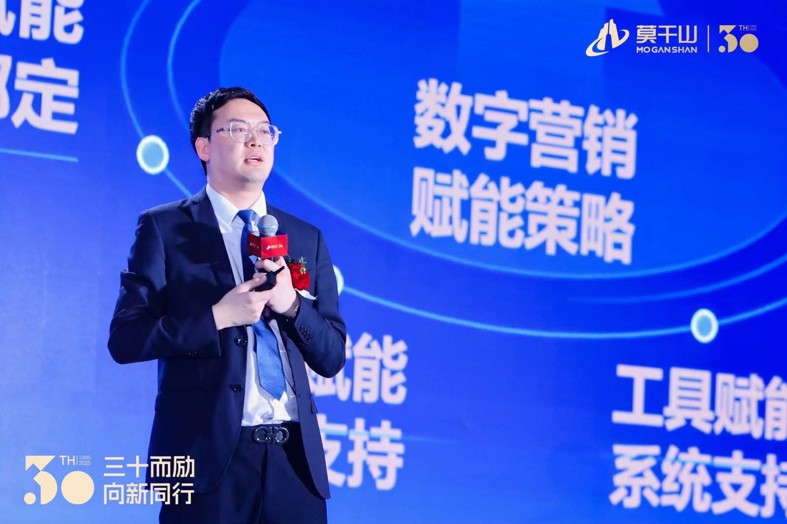 王泽来.jpg