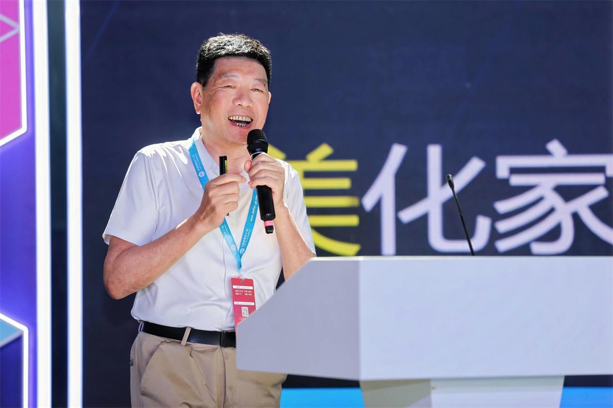刘国方2.jpg