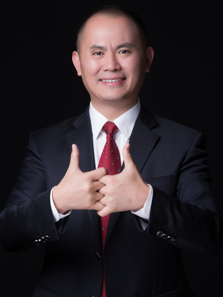 刘彬彬.jpg